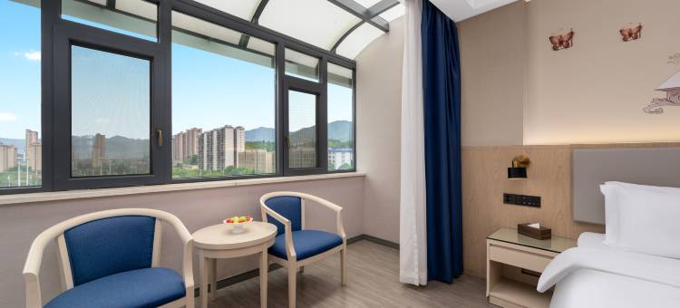 美凯德酒店(湘南学院店)图片