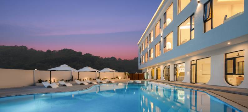 万宁牧海边酒店(神州半岛度假区环岛旅游公路店)图片