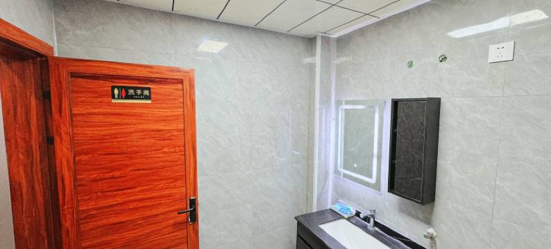 利辛西城宾馆(中医院店)图片