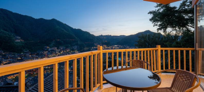 交友观景民宿(西江千户苗寨东引观景台店)图片