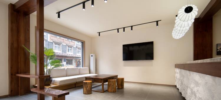 悠然牧居智能酒店(四姑娘山店)图片