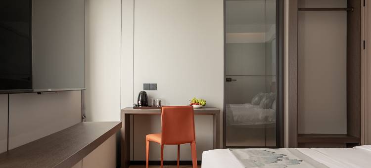 聚湘源·Family极简轻奢全屋智能山景民宿(天门山索道店)图片