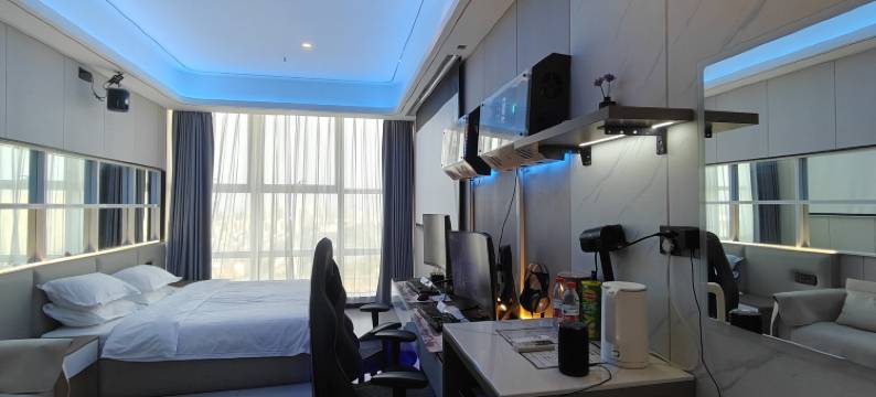 雲潮尚电竞酒店(永修县政府人民广场店)图片