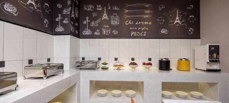 IU酒店(乌鲁木齐高铁站店)图片