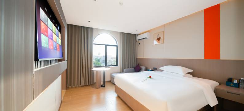 西岸智享酒店(漳州长泰凯悦广场店)图片