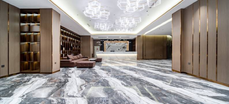 伊宁风旅河谷酒店(行政服务中心店)图片