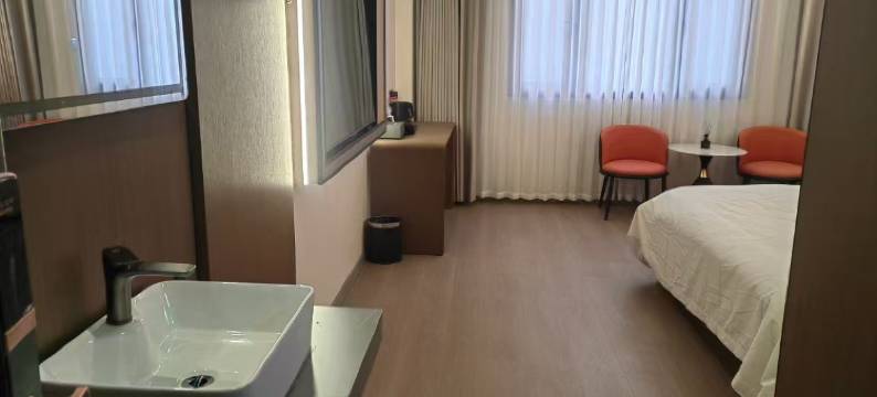 宏泰大酒店图片