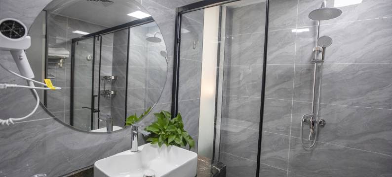 艾尚海景酒店(万尾金滩店)图片