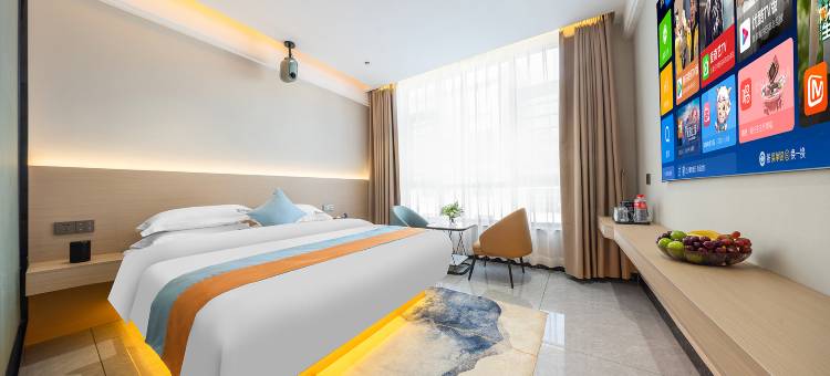 蓝宜尚居酒店(西河公园店)图片