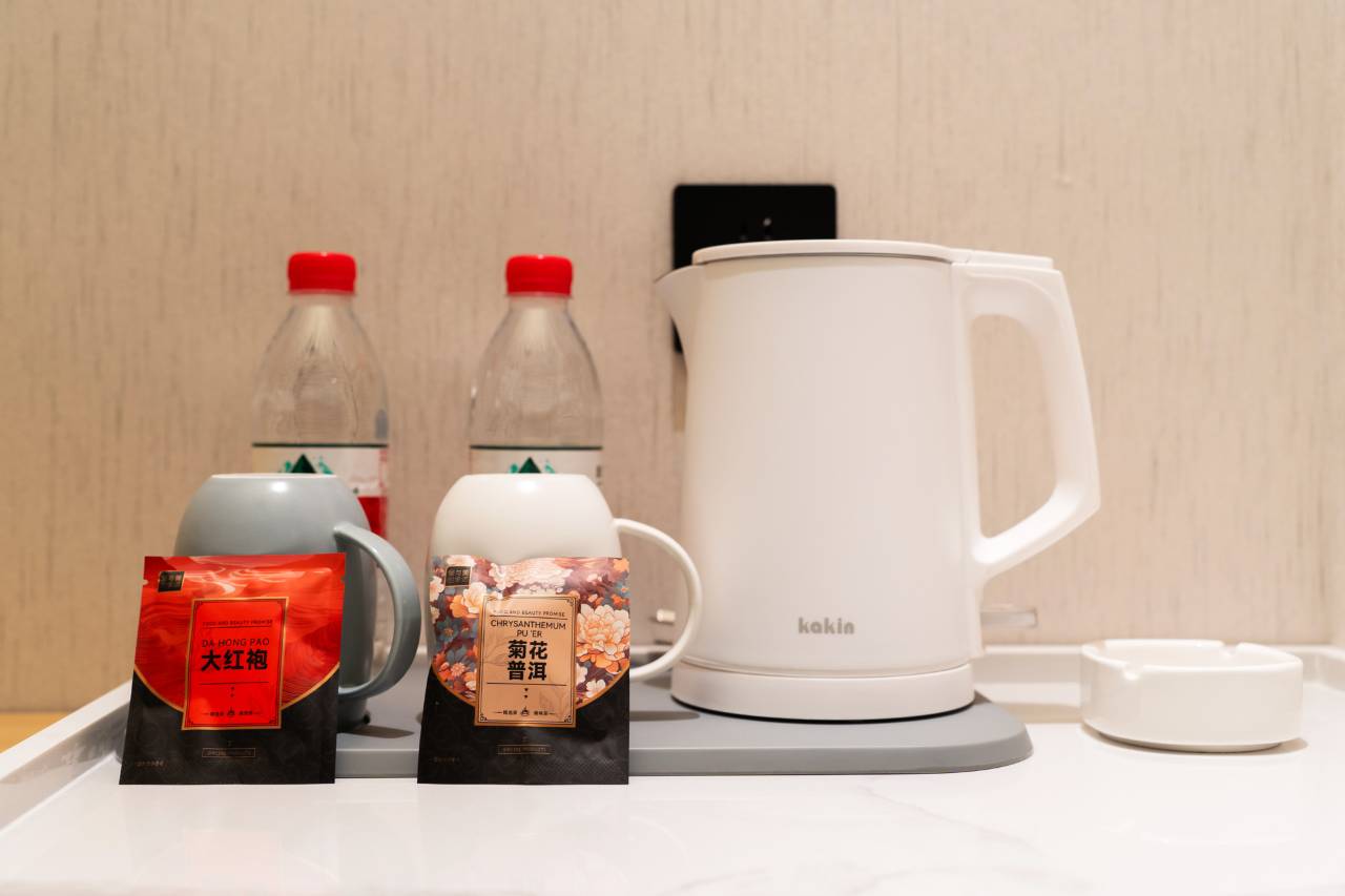 艺龙瑞云酒店(霍邱玖悦六和街万达广场店)图片
