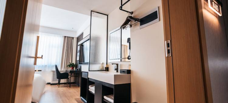 中卫优悦智享酒店(沙坡头区店)图片