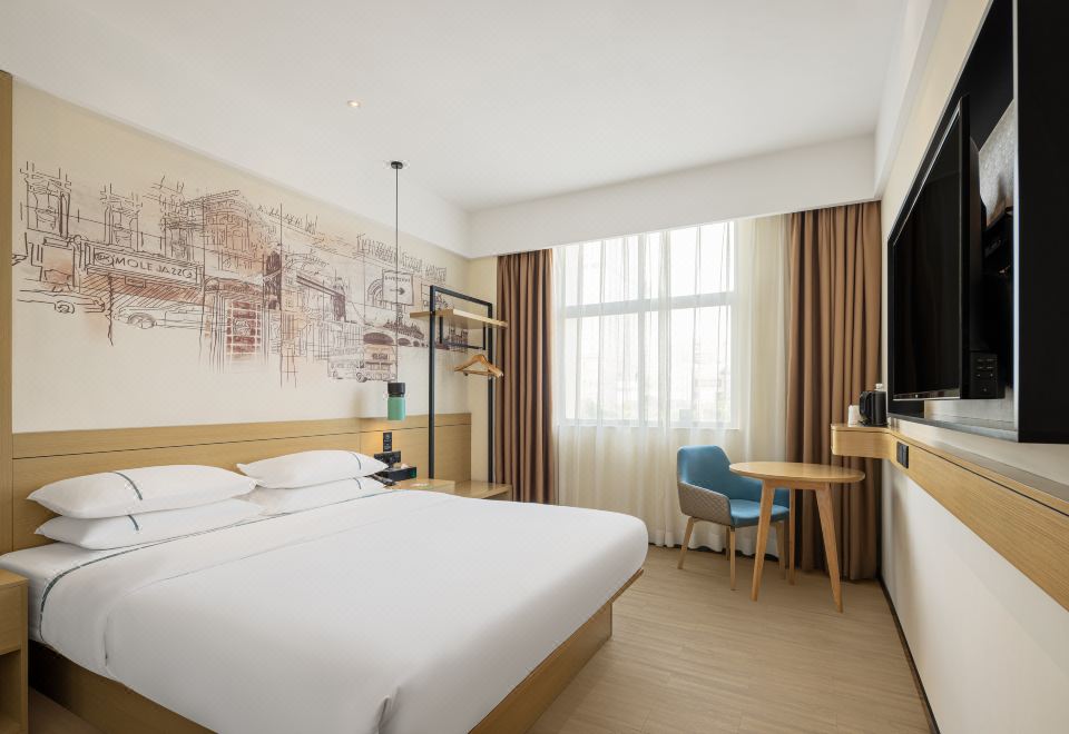  Hotel Overview