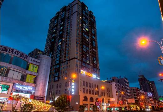 hotel overview picture