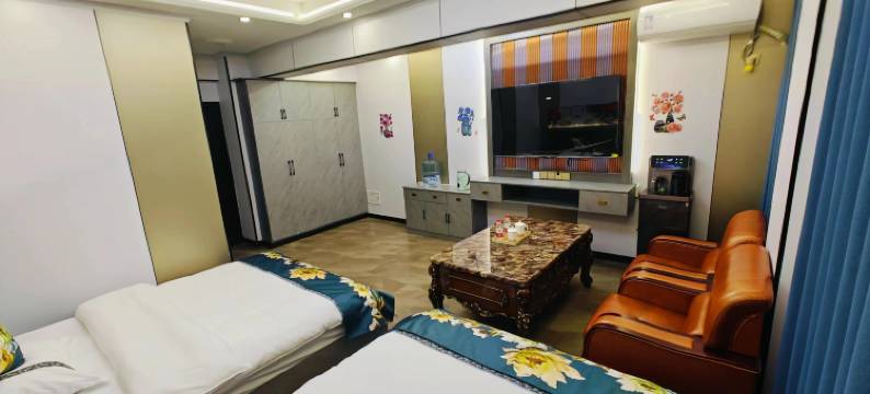 拉康群聚宾馆图片