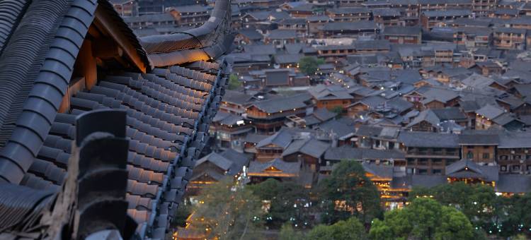 涧溪岩·汤泉全景酒店(西江千户苗寨店)图片