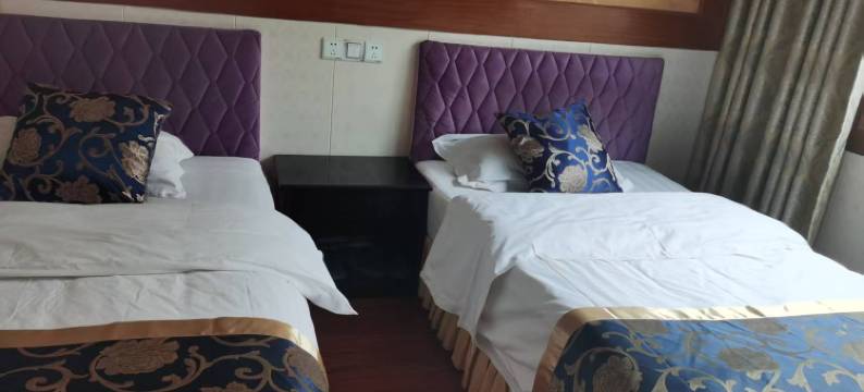 虹春煌冠宾馆图片