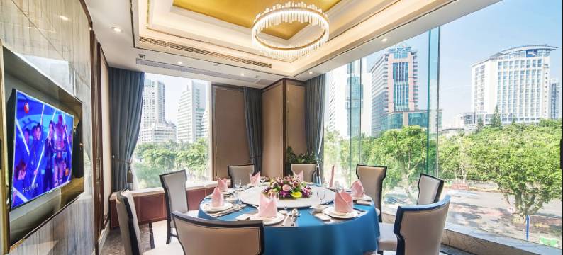 海口鑫源温泉大酒店(骑楼老街日月广场免税店)图片