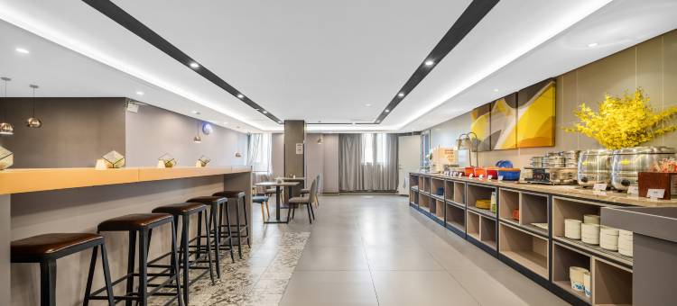 如佳酒店(武汉光谷广场中南民族大学店)图片