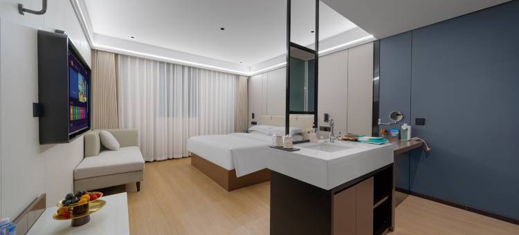 W+城季酒店(华森时代广场店)图片