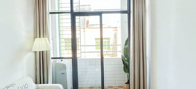 格林城堡酒店式公寓(高崎机场湖里创新园地铁站店)图片