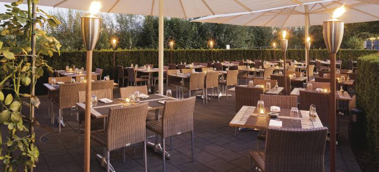 苏黎世机场瑞享酒店(Mövenpick Hotel Zürich Airport)图片