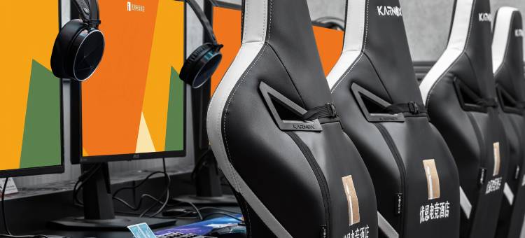 优恩电竞酒店(郑州高铁东站店)图片