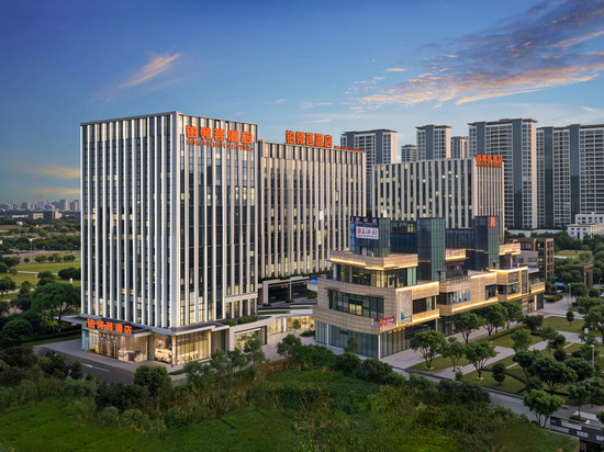 铂领荟酒店(成都熊猫基地成都医学院店)