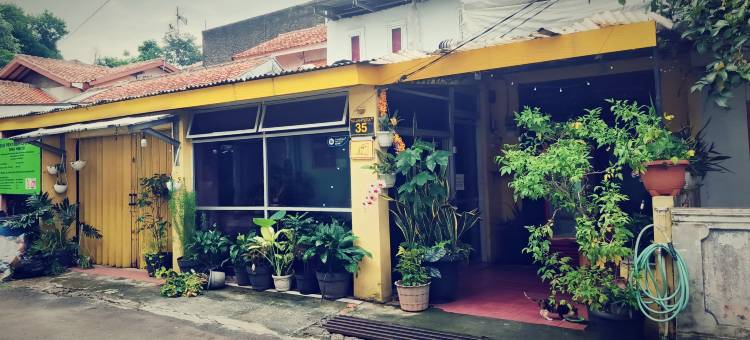 鲁玛库宁伊斯兰酒店(Rumah Kuning Syariah)图片