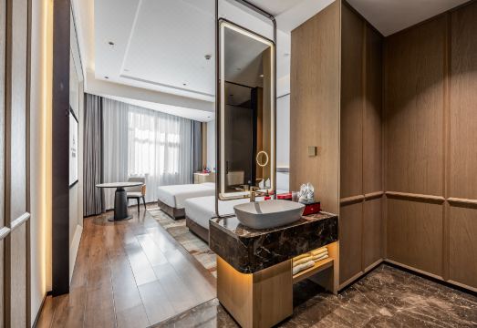 Licheng Huasheng International Hotel (Taiyuan Red Lantern Sports Stadium Branch) Hotel Overview