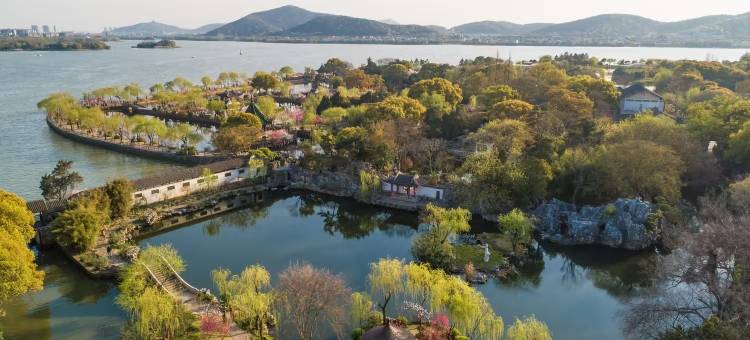 无锡鼋头渚风景区梅园太湖新光亚朵酒店图片