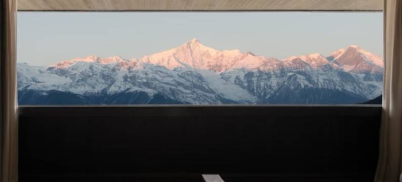 慕雪·Moonlight丨云间月·设计师智能供氧美宿(独克宗古城店)图片