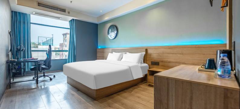 竞族电竞酒店(方志敏纪念馆店)图片