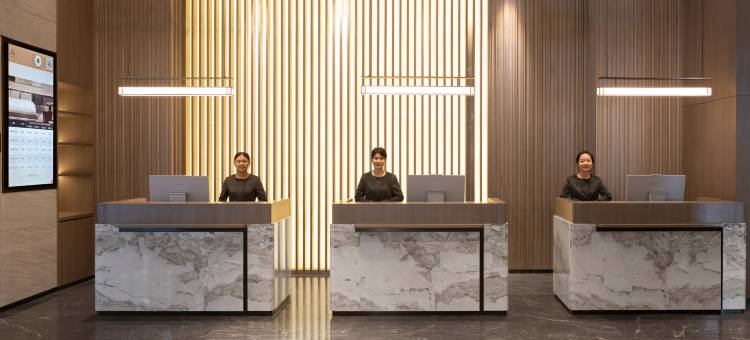 库尔勒人民广场建设桥亚朵酒店图片