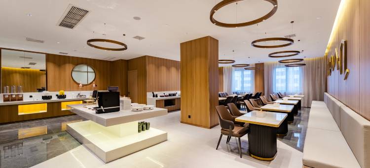 朗丽兹酒店(焦作站新华街店)图片