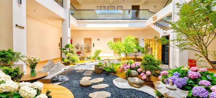 归隐拾光·Holiday Villa影音智享度假美宿(楚雄彝人古镇景区店)图片