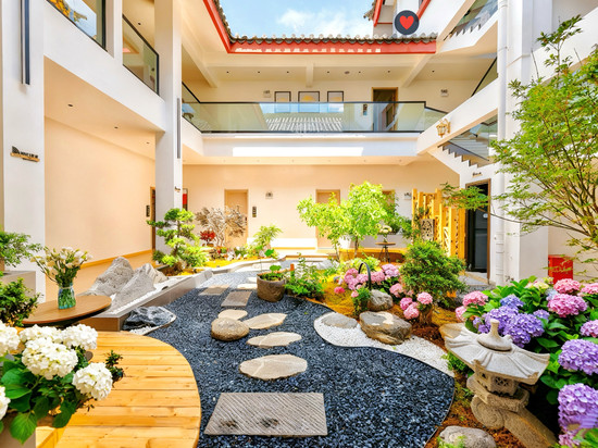 归隐拾光·Holiday Villa影音智享度假美宿(楚雄彝人古镇景区店)