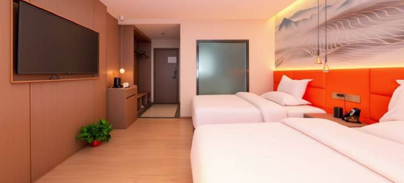 鑫豪大酒店(信阳火车站汽车站店)图片