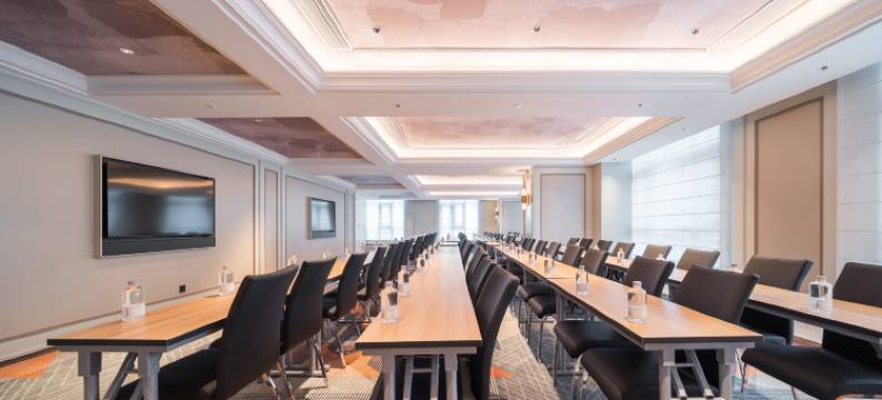 贵阳观山湖会展中心美居酒店(贵阳北站店)图片