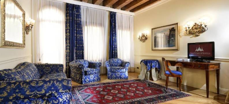 钟楼套房(Suites Torre Dell'Orologio)图片