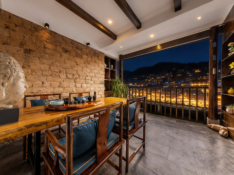 凤凰拾光·童年｜沱江180度夜景｜古城江景民宿