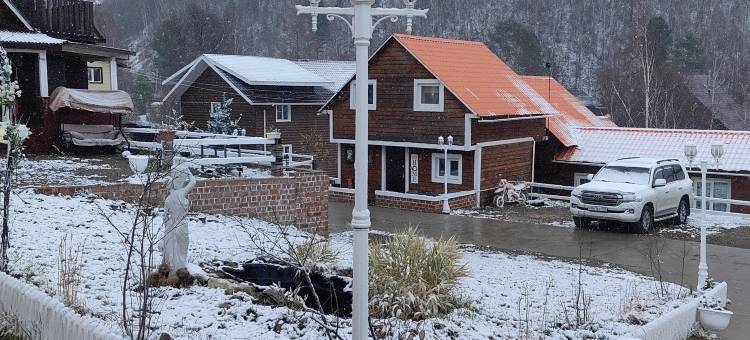 贝加尔湖山庄(Baikal Manor - Listvyanka)图片