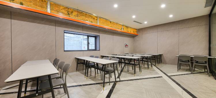 品宋酒店(开封府鼓楼广场店)图片