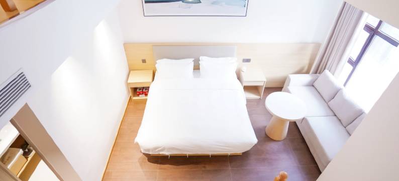 倾城文创客栈(长白山西景区旅游服务中心店)图片