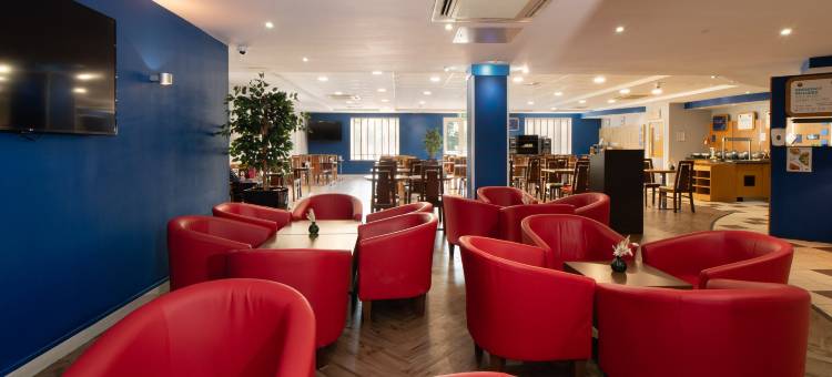 浦耳智选假日酒店(Holiday Inn Express POOLE by IHG)图片