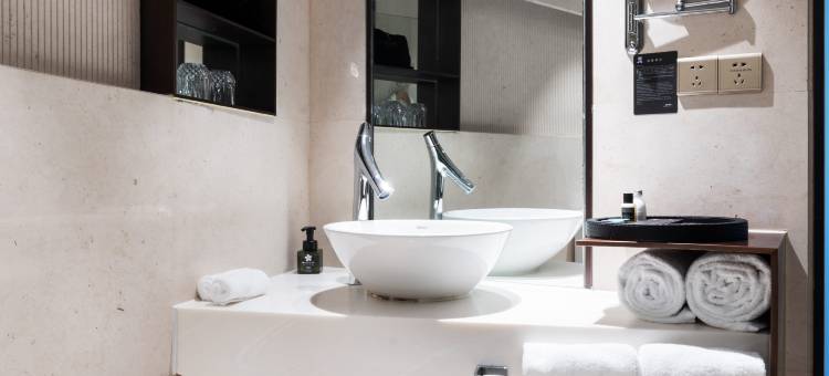 墨憩酒店(宁波南部商务区罗蒙环球城店)图片