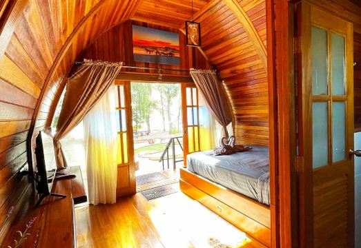 Mumsa Beach Resort & Restaurant Hotel Overview