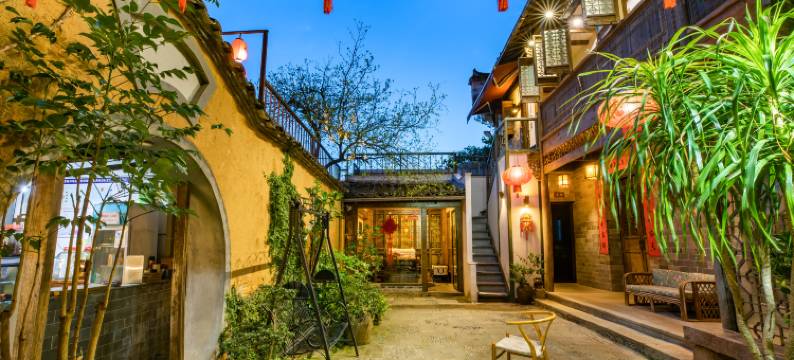 宏村万兴楼·南湖畔花园民宿图片