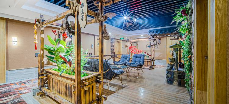 喀什丽呈睿轩酒店(古城万达店)图片