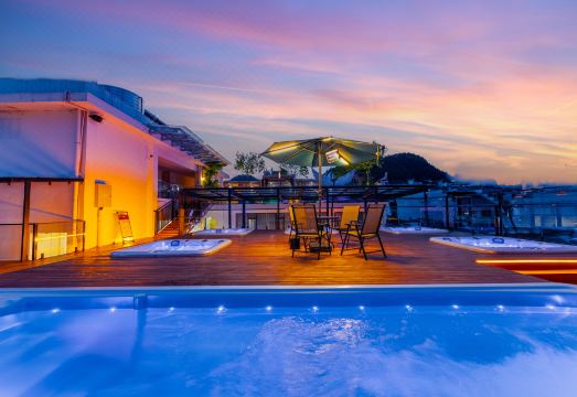 Twelve City Hotel Overview