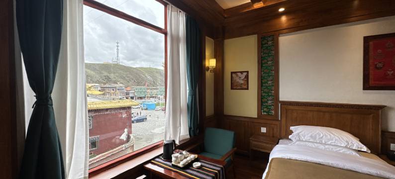 康定市塔公镇东赞岭精品民宿图片